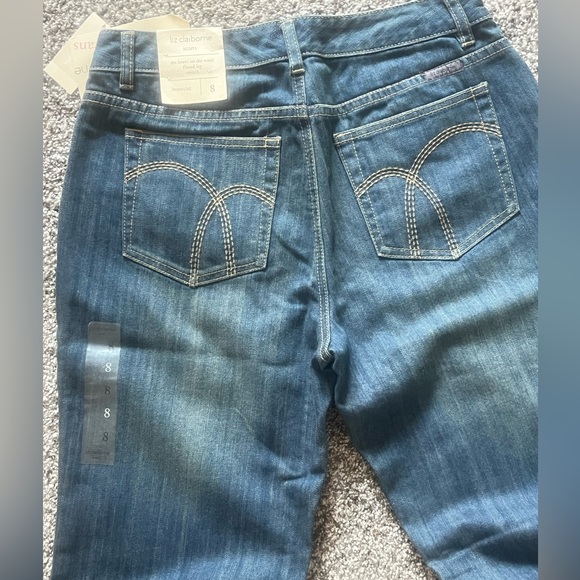 Liz Claiborne Boot Cut Jeans - Size 8 - Picture 2 of 7
